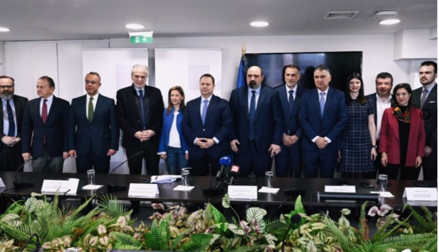 Υπογραφή σύμβασης 9,5 εκατ. ευρώ για την αποκατάσταση του Λιμένα Βόλου μετά τις κακοκαιρίες Daniel και Elias