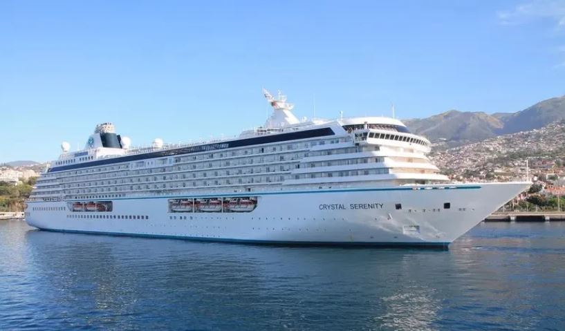 Στον Βόλο το κρουαζιερόπλοιο «CRYSTAL SERENITY»